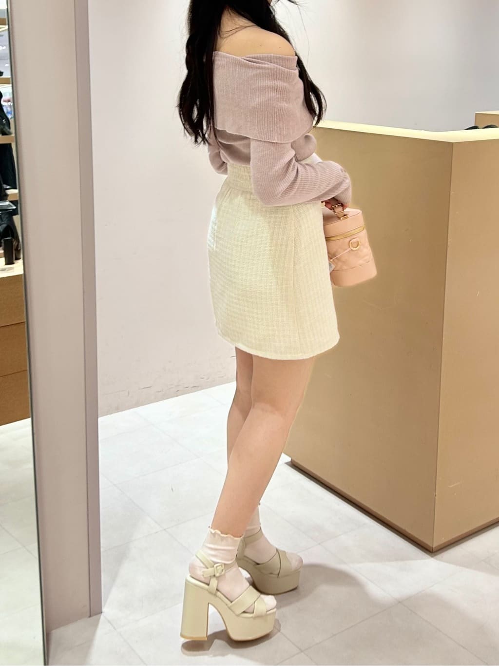 takeさんの「ESPERANZA｜ラク盛り厚底サンダルⅢ」を使ったコーディネート