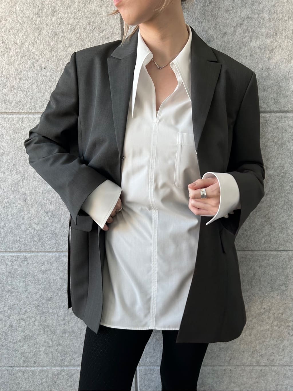 honoka Aさんの「CODE A｜lace knit pants」を使ったコーディネート