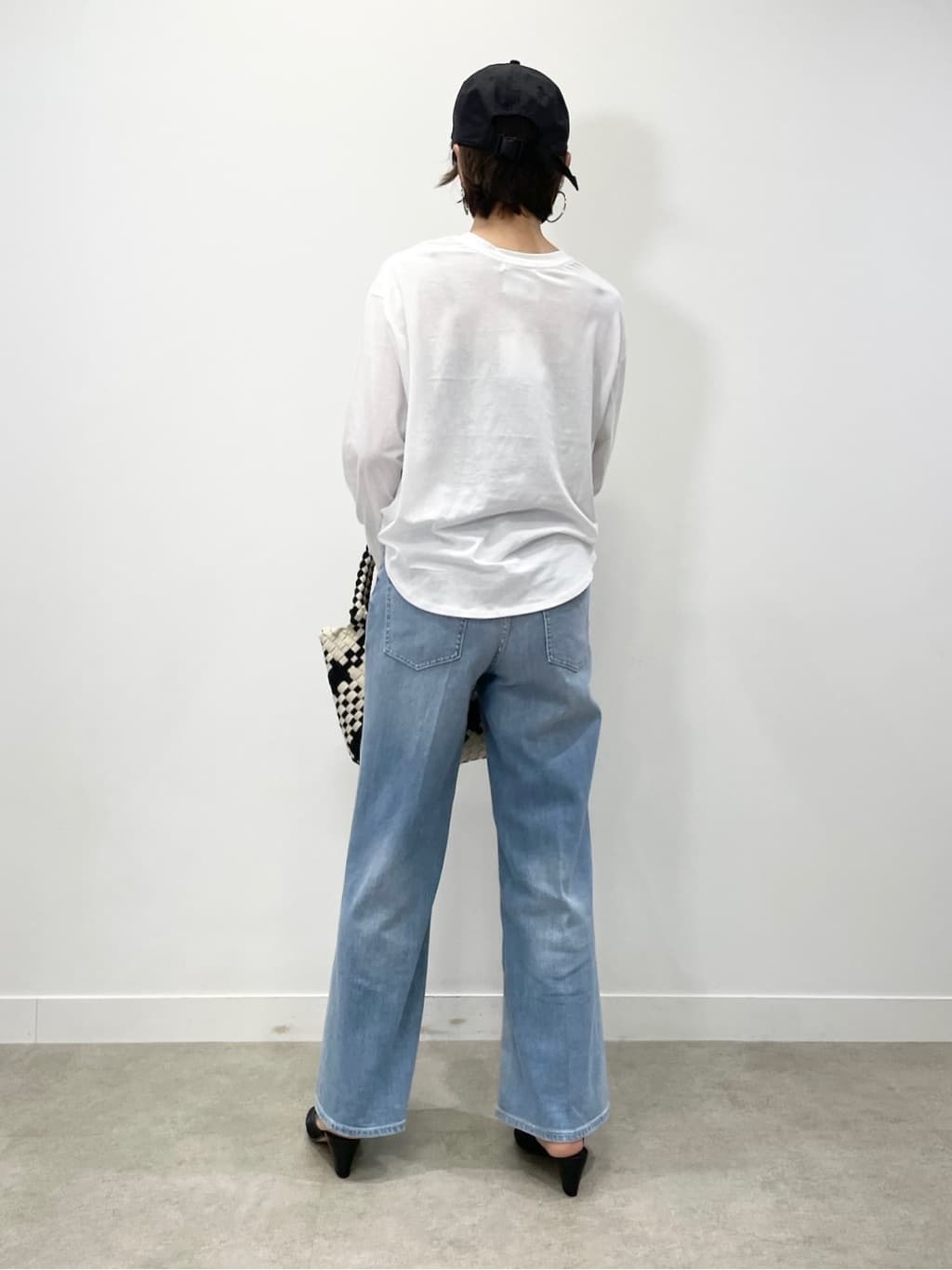 KAYOさんの「UNTITLED｜◆【Ca_CHIGNON】カスレアー ロンTEE」を使ったコーディネート