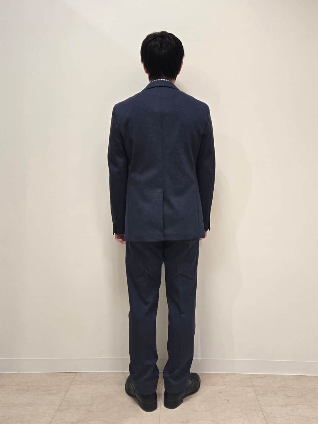 白木駆さんの「TAKEO KIKUCHI｜◆メランジ ハニカム ストレッチ ジャケット」を使ったコーディネート