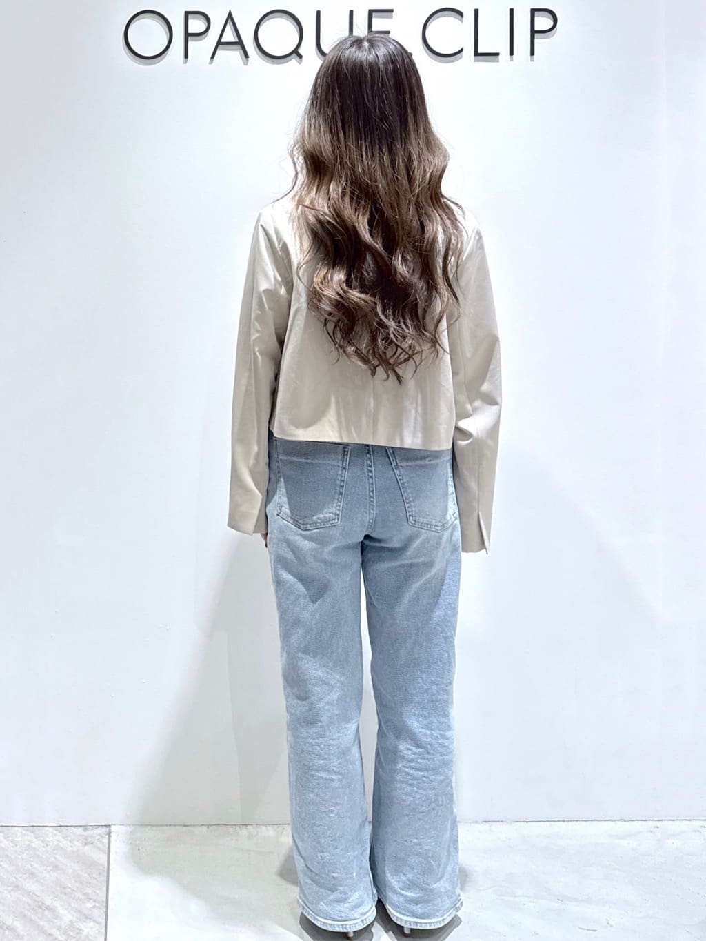 mikaさんの「OPAQUE.CLIP｜◆ねじりメタルバーネックレス」を使ったコーディネート