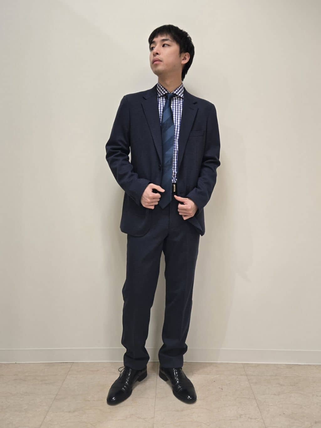 白木駆さんの「TAKEO KIKUCHI｜◆メランジ ハニカム ストレッチ ジャケット」を使ったコーディネート