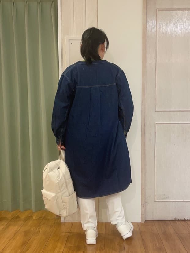 ke-yさんの「SHOO･LA･RUE｜◆【洗える/体型カバー】デニム シャツワンピース」を使ったコーディネート