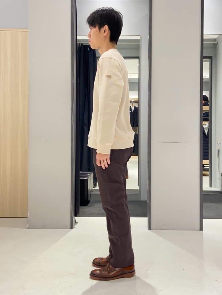 わいずみさんの「TAKEO KIKUCHI｜【Made in JAPAN】播州織 ストレッチ パンツ」を使ったコーディネート
