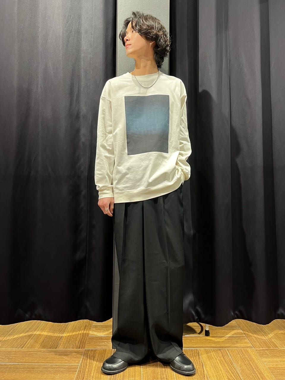 motoさんの「THE SHOP TK｜◆【CAVIAN/キャビアン】リサイクルシャークスキンノーカラーカーディガン セットアップ可」を使ったコーディネート