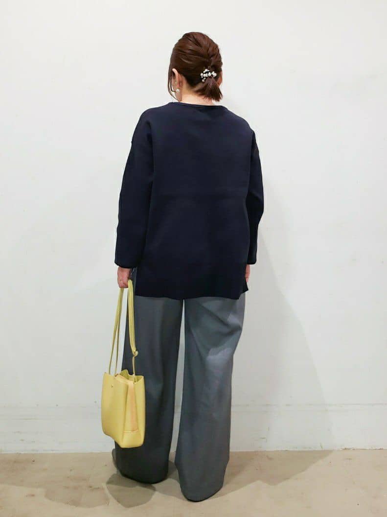 TSUCHIYAさんの「SHOO･LA･RUE｜◆【洗える】一枚で簡単こなれ見え スポンディッシュ 裾レイヤード風ニット」を使ったコーディネート