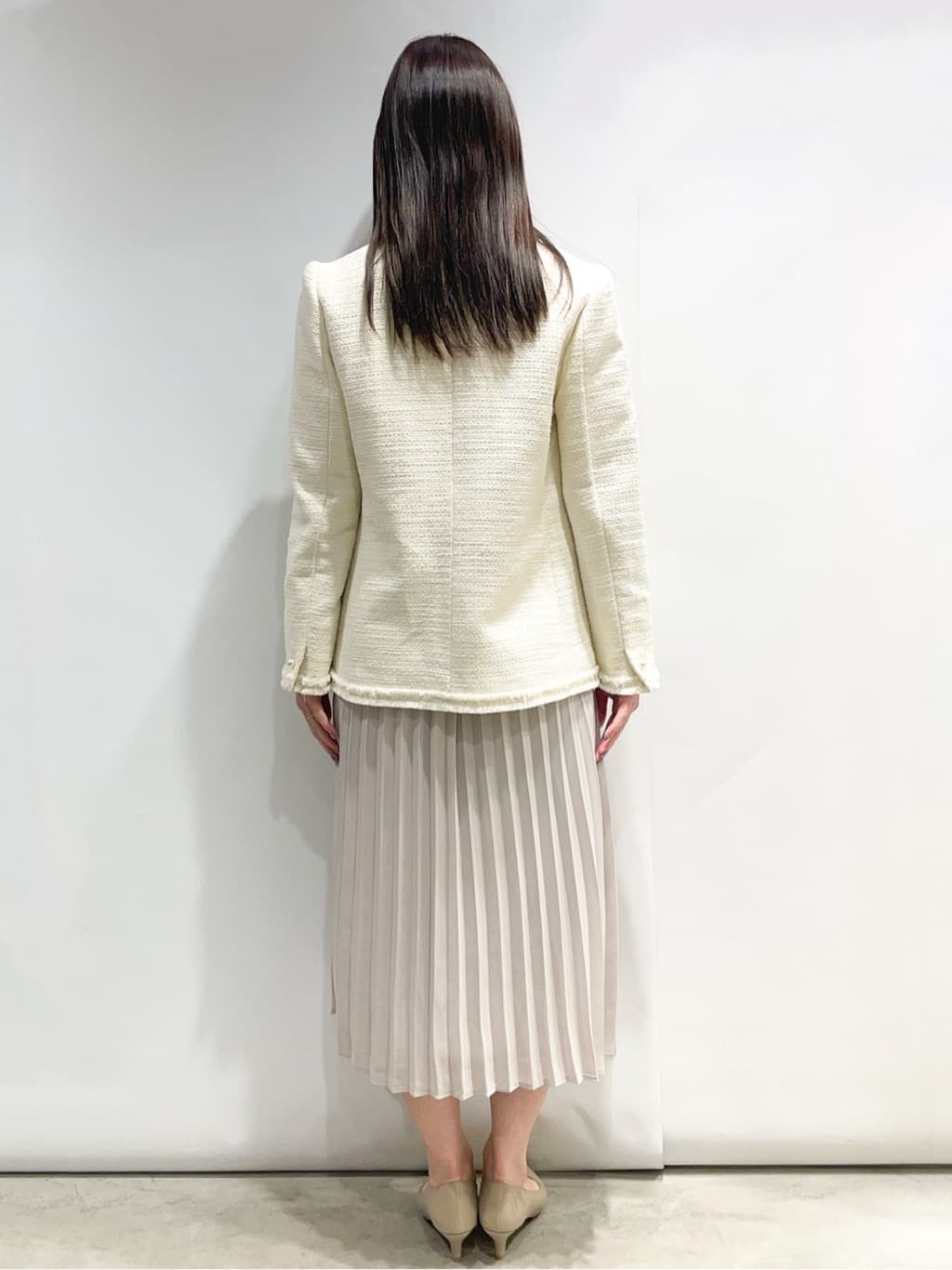 sayaさんの「OPAQUE.CLIP｜◆《通勤対応》コットンツイードミドルジャケット」を使ったコーディネート