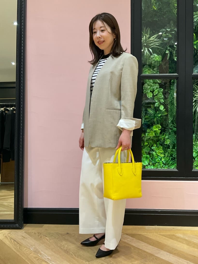 maruさんの「DRESSTERIOR｜【otonaMUSE5月号掲載/日本製】シュリンクレザーミニトート」を使ったコーディネート