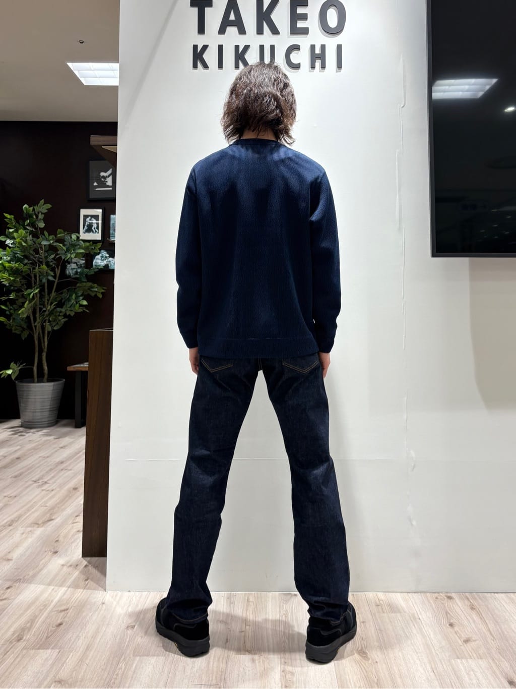Kaiさんの「TAKEO KIKUCHI｜【モンスターストレッチ】日本製 ワンウォッシュ デニムパンツ」を使ったコーディネート