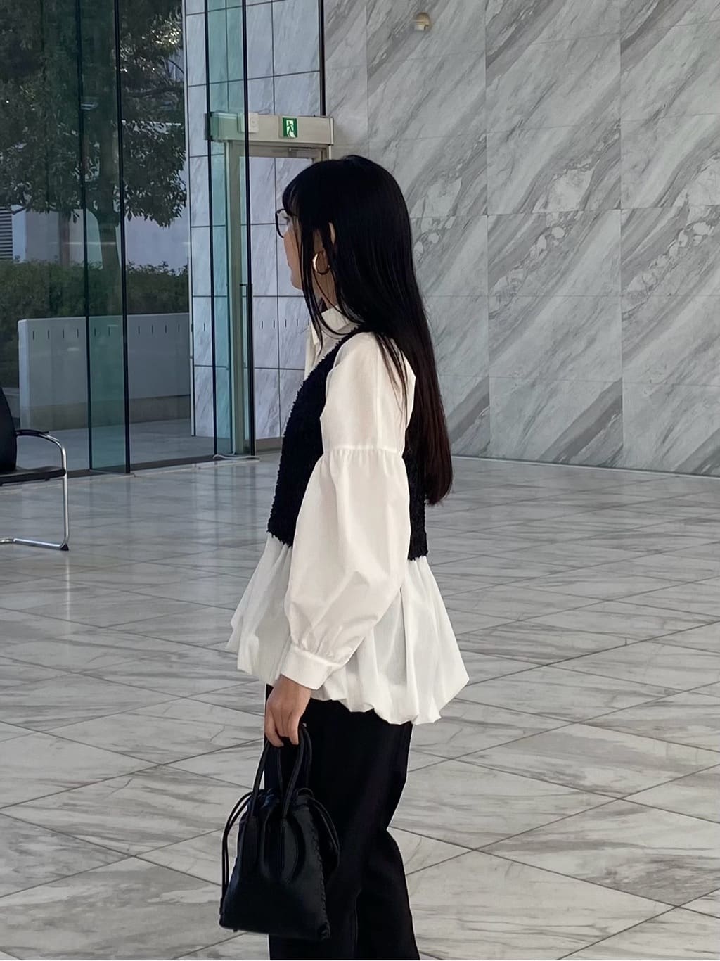 rinaさんの「INDIVI｜【接触冷感／セットアップ対応】イージーテーパードパンツ【通勤・セレモニー】」を使ったコーディネート