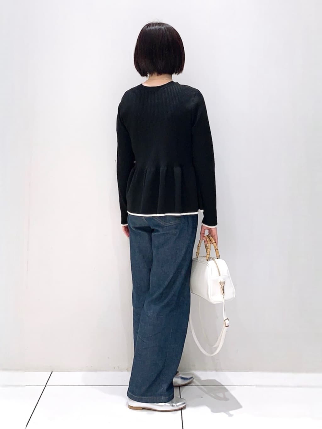 まぁさんさんの「grove｜【SOMETHING&times;grove別注】LISAWIDE DENIM PANTS」を使ったコーディネート