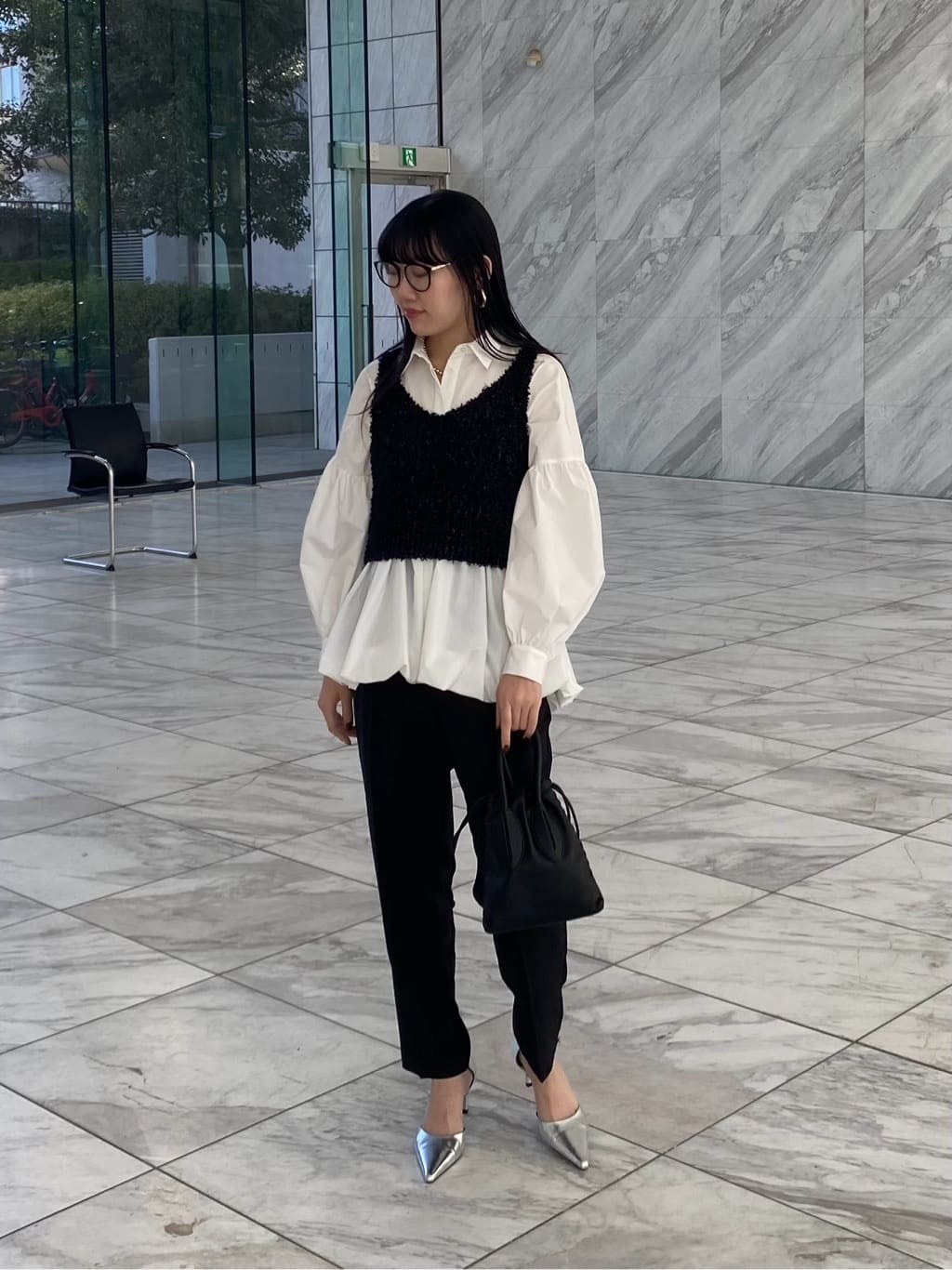 rinaさんの「INDIVI｜【接触冷感／セットアップ対応】イージーテーパードパンツ【通勤・セレモニー】」を使ったコーディネート