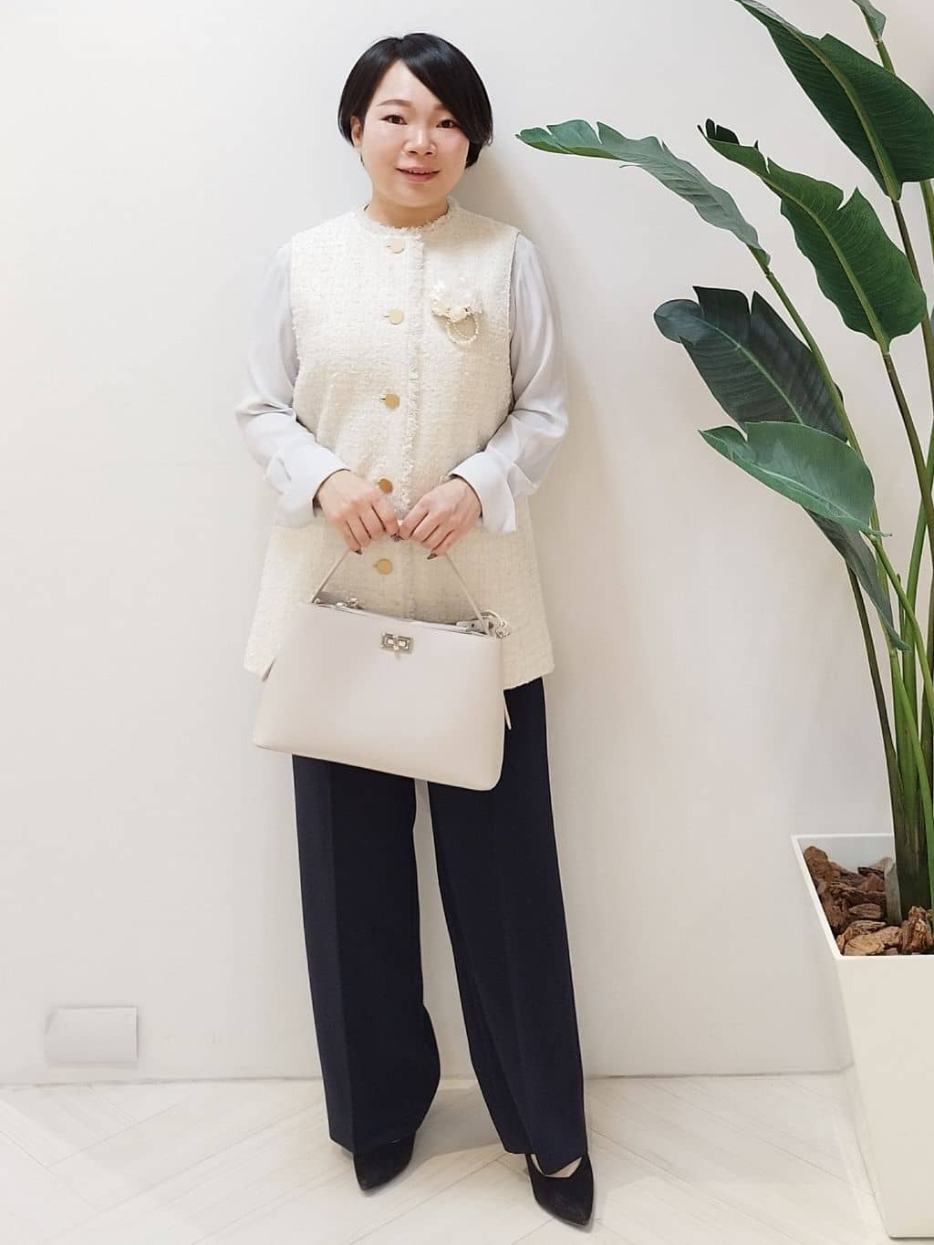 s u g iさんの「UNTITLED｜◆【通勤スーツ】ワイドパンツ」を使ったコーディネート