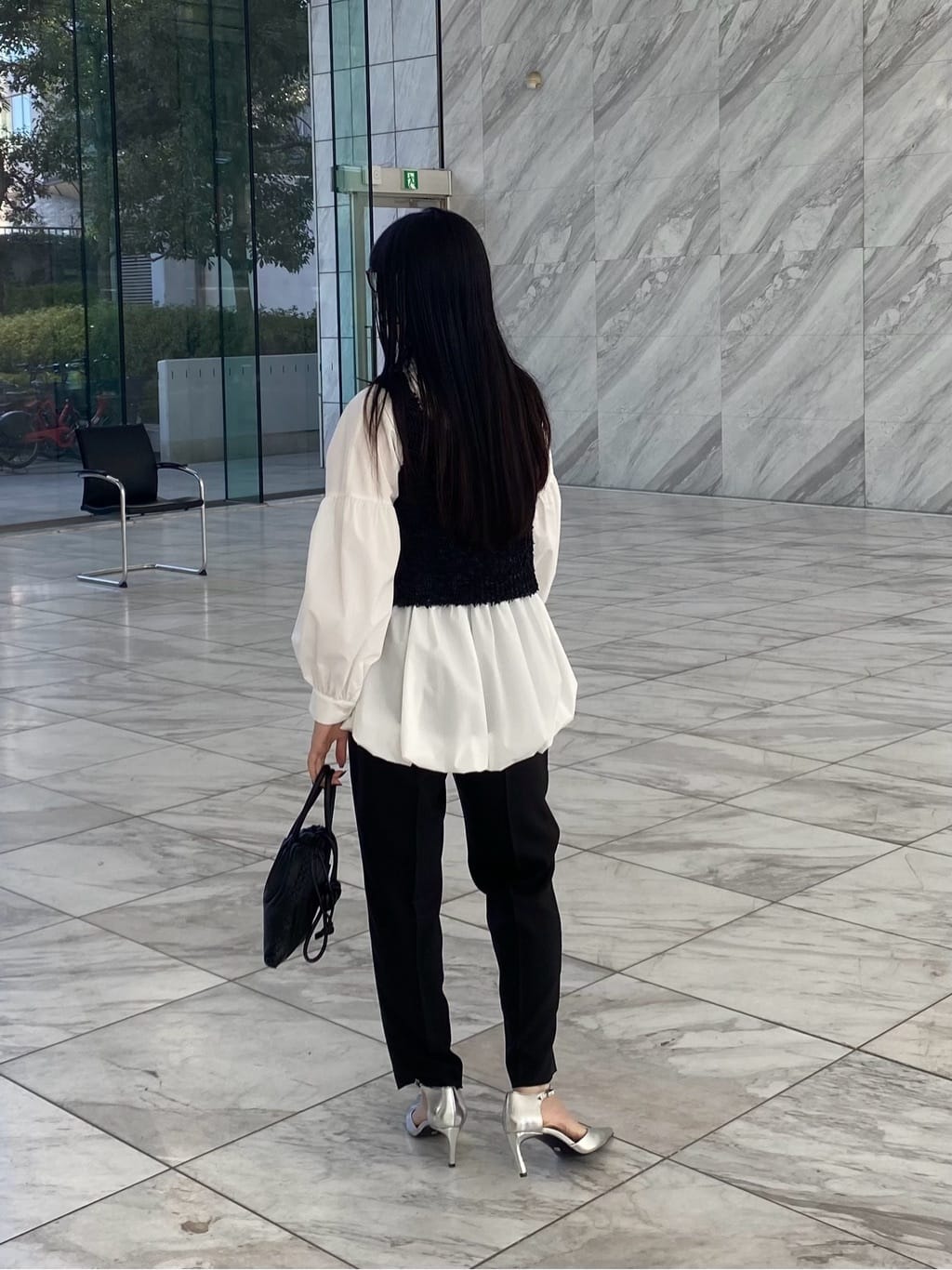 rinaさんの「INDIVI｜【接触冷感／セットアップ対応】イージーテーパードパンツ【通勤・セレモニー】」を使ったコーディネート