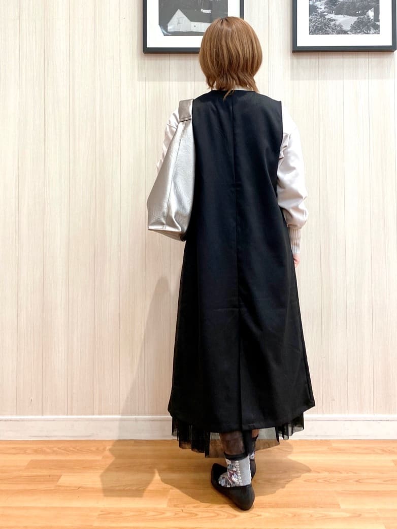 ユ（yu）さんの「SHOO･LA･RUE｜◆【洗える/S-LL】長めのリブでお袖すっきり 異素材トップス」を使ったコーディネート