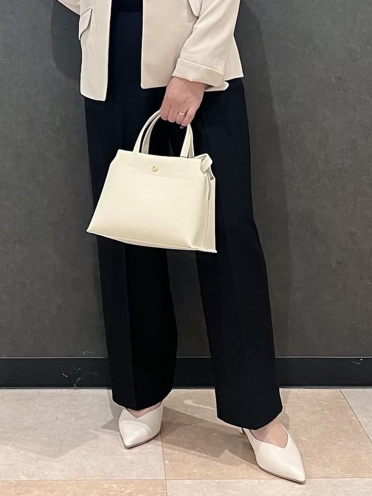 Megさんの「SHOO･LA･RUE｜」を使ったコーディネート