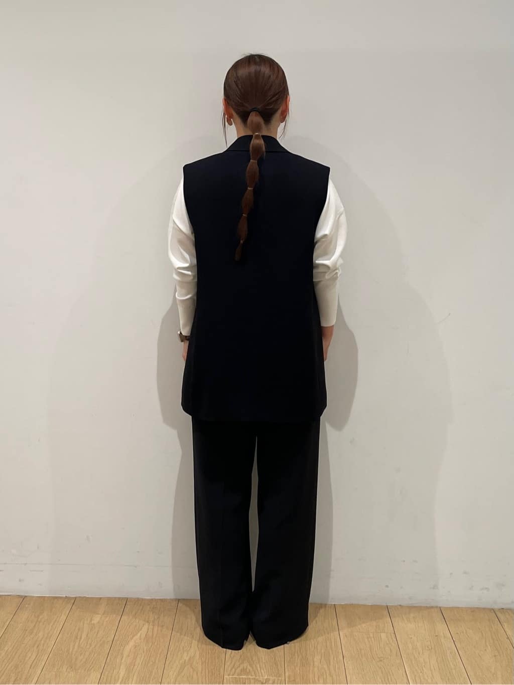 maiさんの「INDIVI｜◆【日本製／トリアセテート】オーバーサイズジレジャケット」を使ったコーディネート