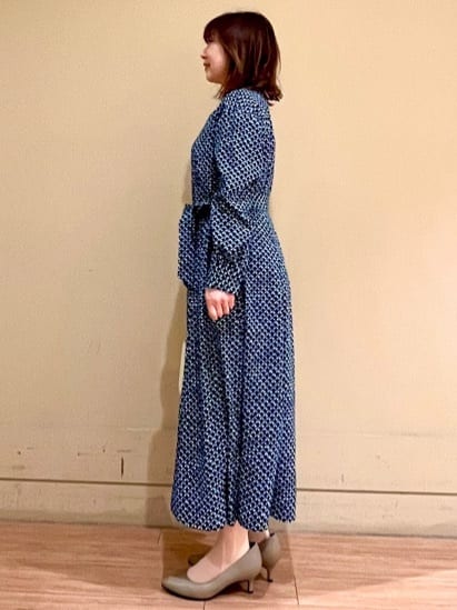 Juneさんの「UNTITLED｜◆【きれいめ／オフィス】スクエアジオメトリック柄ワンピース」を使ったコーディネート