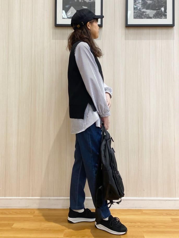 natsuさんの「SHOO･LA･RUE｜◆【洗える/SS-3L/美脚シルエット】アクティブ派のデニム イージーテーパードパンツ」を使ったコーディネート