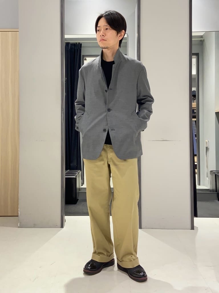 わいずみさんの「TAKEO KIKUCHI｜【多機能・軽量】シャドーライン リュック」を使ったコーディネート