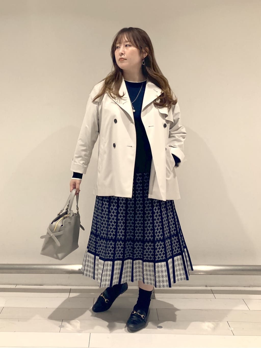 nakamuraさんの「Reflect｜◆【手洗い可／撥水】ライティミドル丈コート」を使ったコーディネート