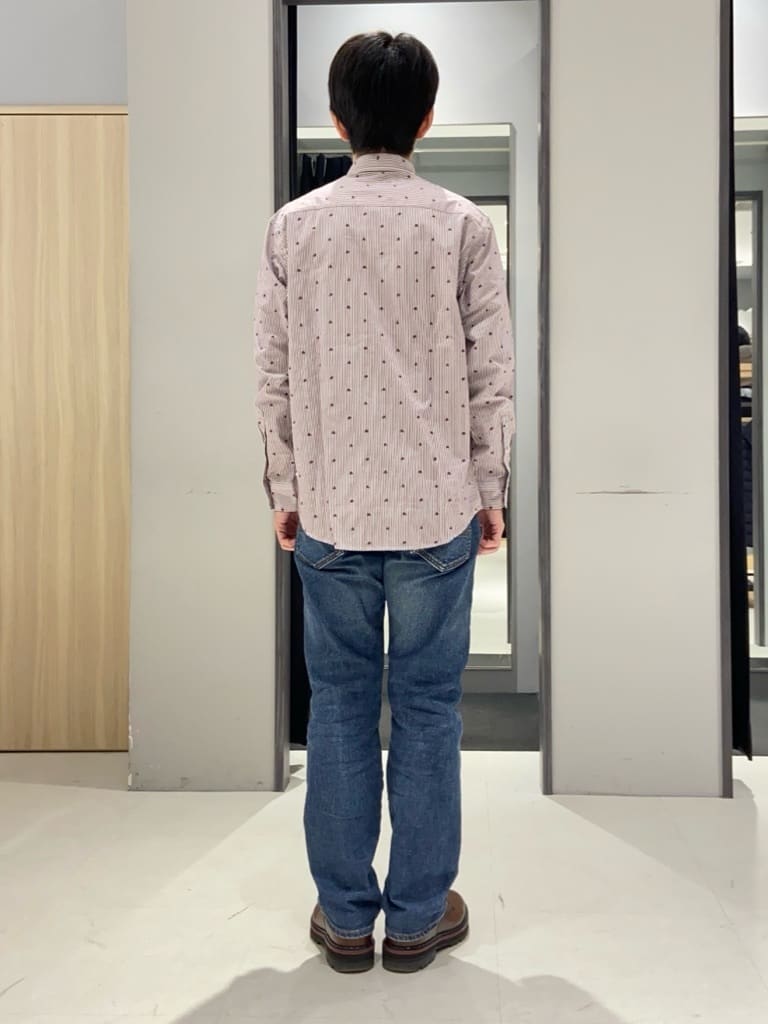 わいずみさんの「TAKEO KIKUCHI｜【DOWN FABRIC】ダウンファブリック スタンドカラーブルゾン」を使ったコーディネート