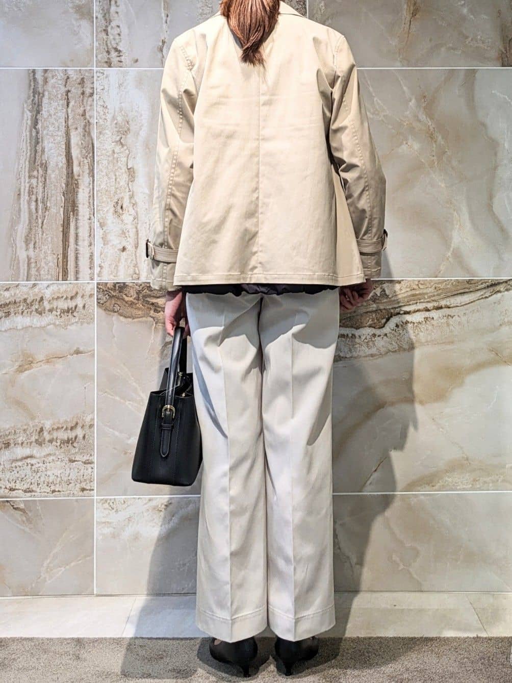 todaさんの「UNTITLED｜◆【朝比奈 彩&times;Oggi&times;UNTITLED スペシャルコラボ】バルーンヘムブラウス」を使ったコーディネート