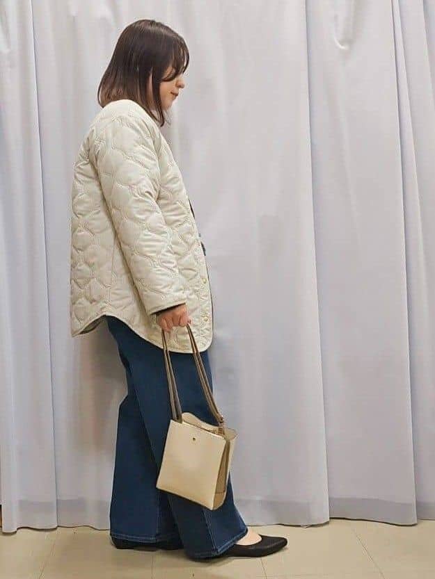 かなさんの「SHOO･LA･RUE｜◆【S-LL】一枚で主役級。フリンジが目を惹くゆるニット」を使ったコーディネート