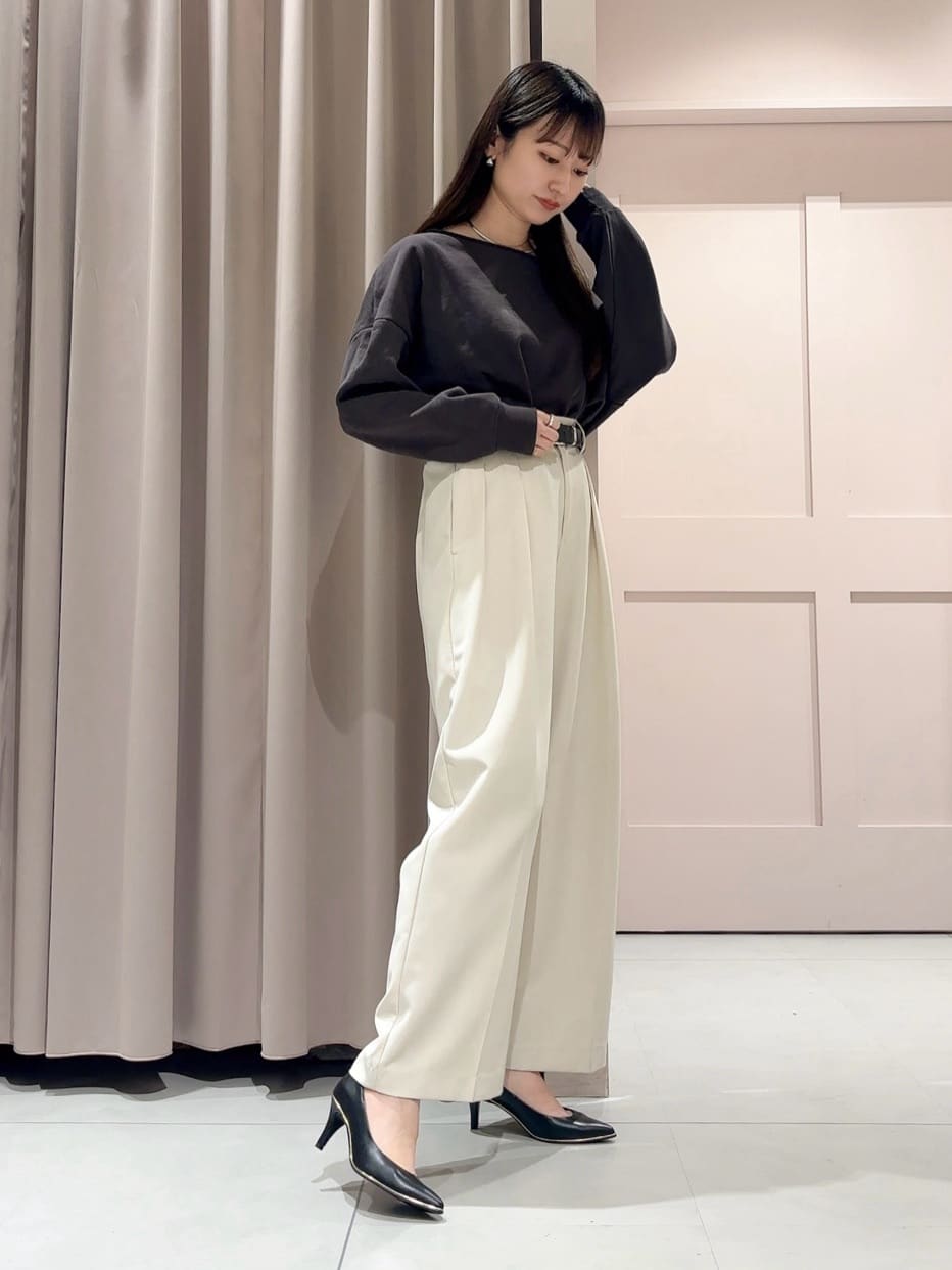 RINAさんの「ESPERANZA｜【12時間パンプス】約7.5㎝　歩きやすくて疲れにくい」を使ったコーディネート