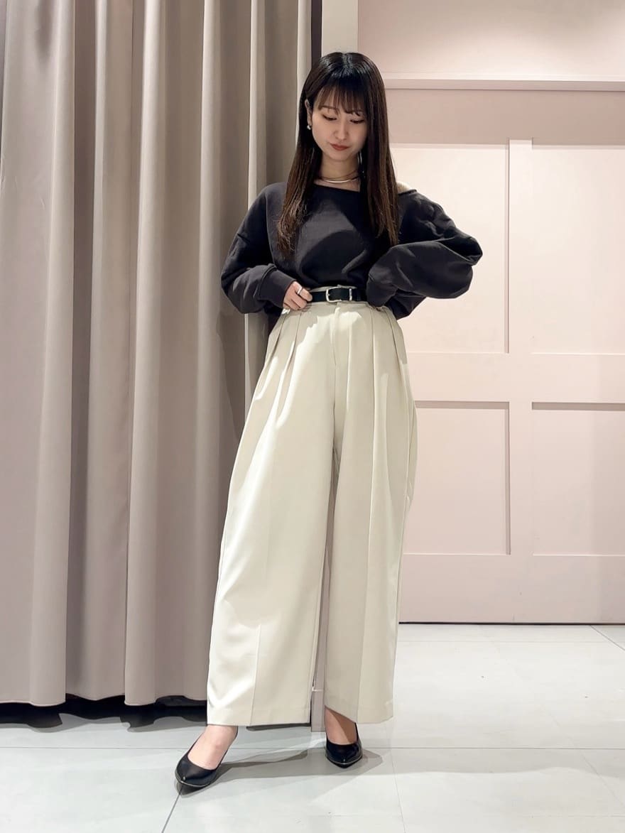 RINAさんの「ESPERANZA｜【12時間パンプス】約7.5㎝　歩きやすくて疲れにくい」を使ったコーディネート