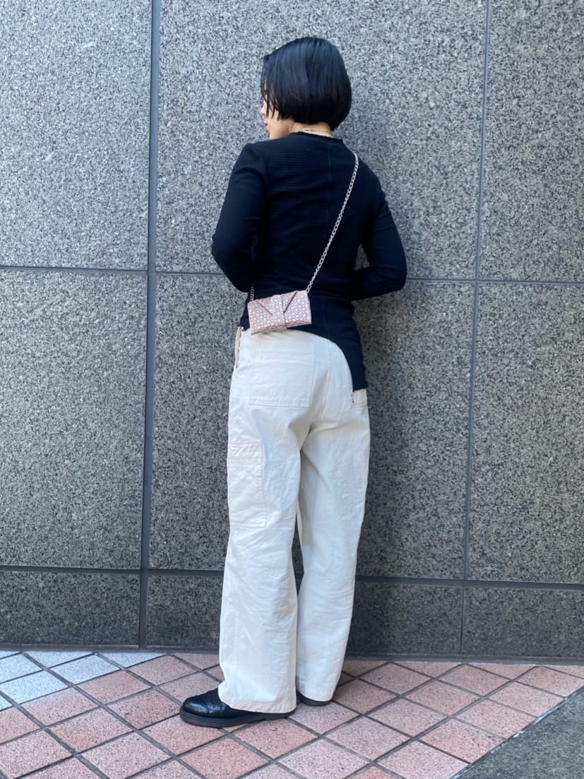 Uさんの「HIROKO HAYASHI｜【限定商品】GIRASOLE（ジラソーレ）チェーン付マルチ財布」を使ったコーディネート