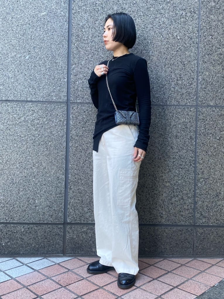 Uさんの「HIROKO HAYASHI｜【限定商品】GIRASOLE（ジラソーレ）チェーン付マルチ財布」を使ったコーディネート