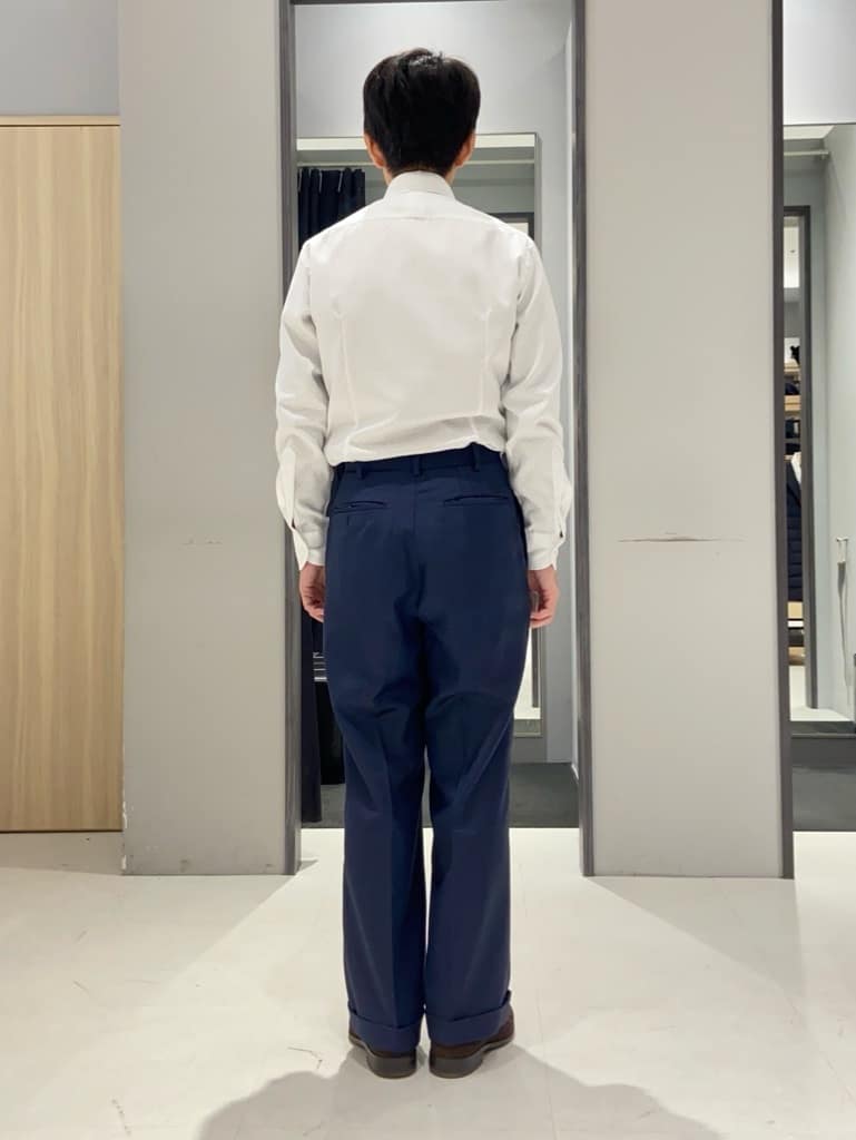 わいずみさんの「TAKEO KIKUCHI｜【Three by Three】シャイニーシャークピンヘッド ベスト / 3ピース対応」を使ったコーディネート