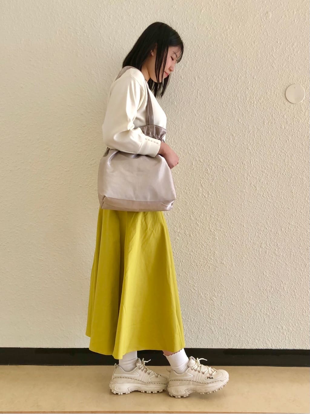 Tsuruさんの「SHOO･LA･RUE｜◆シャイニー巾着トートバッグ」を使ったコーディネート