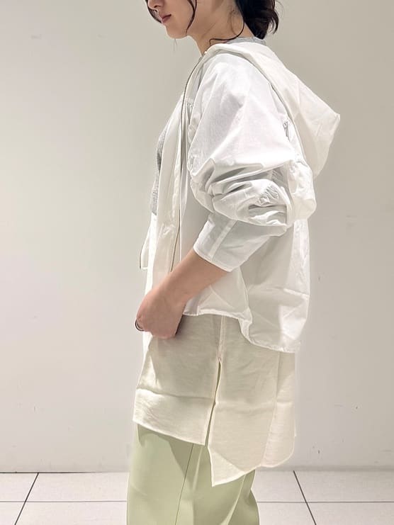 そんさんの「INDIVI｜【接触冷感／セットアップ対応】イージーテーパードパンツ【通勤・セレモニー】」を使ったコーディネート