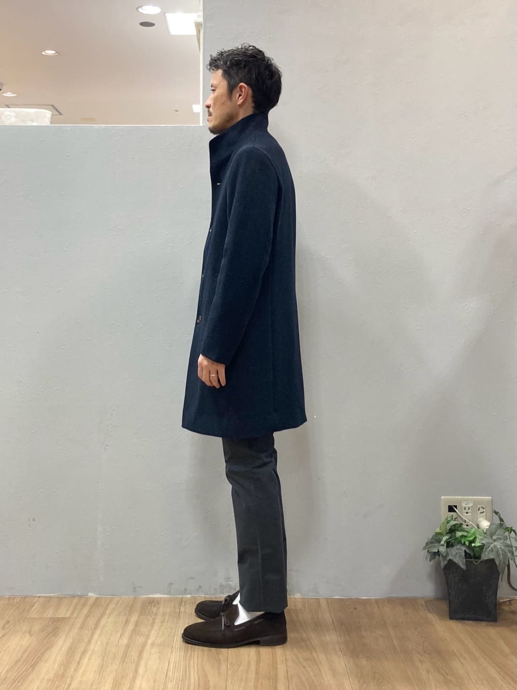 シュンさんの「TAKEO KIKUCHI｜【ウールカシミヤブレンド】ビーバー調 スタンドカラー コート」を使ったコーディネート