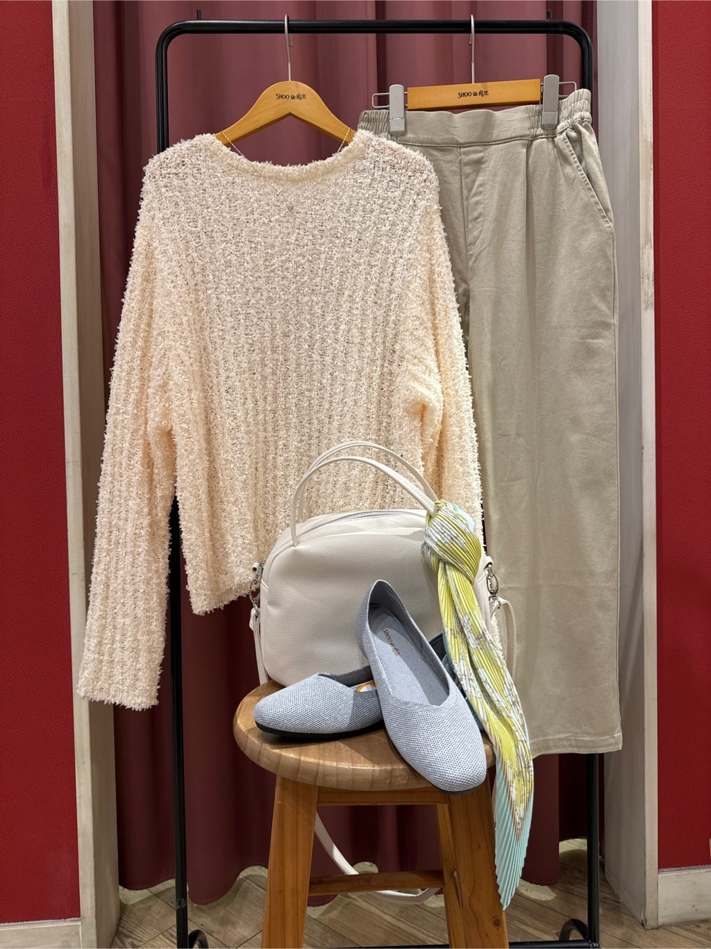 maruさんの「SHOO･LA･RUE｜◆【洗える/体型カバー】デニム シャツワンピース」を使ったコーディネート