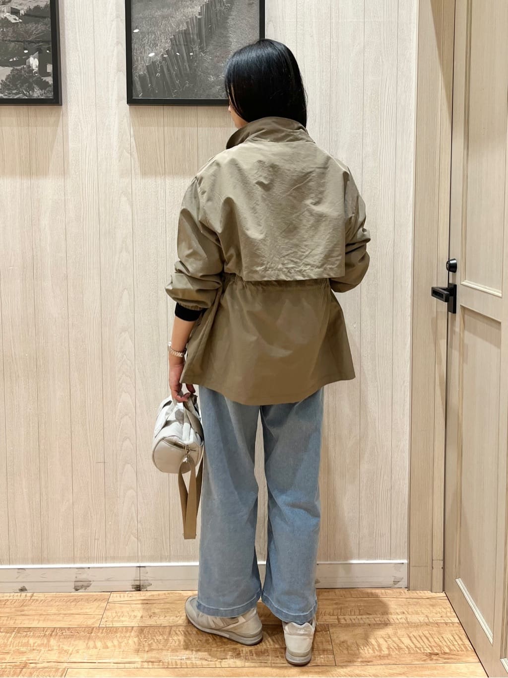 youさんの「SHOO･LA･RUE｜◆【撥水/防花粉】大人のデイリースタイルに スタンドカラーブルゾン」を使ったコーディネート
