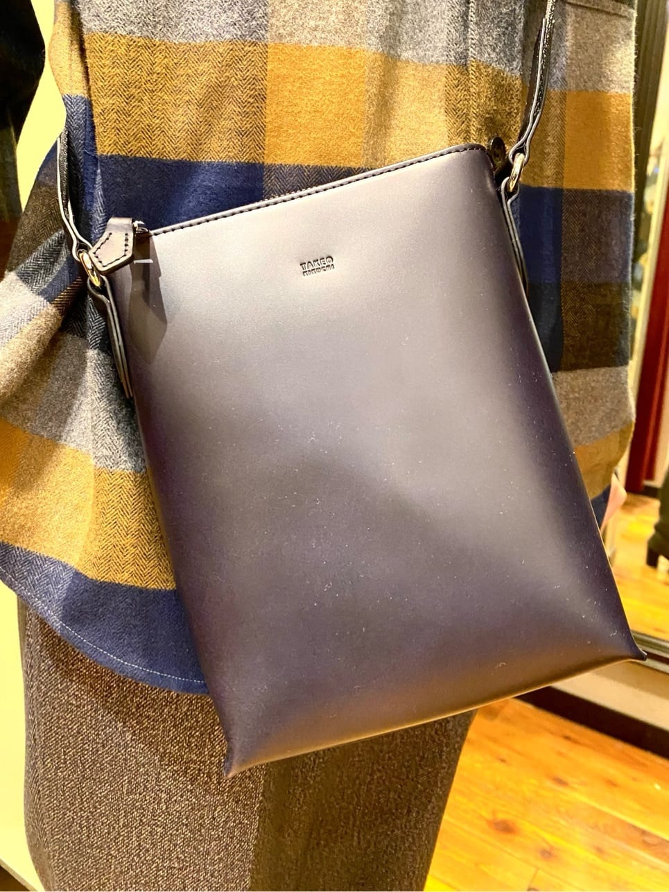 かわぴーさんの「TAKEO KIKUCHI｜【DOWN FABRIC】ダウンファブリック ドレスパンツ / セットアップ対応」を使ったコーディネート