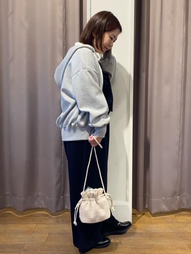 いーいさんの「SHOO･LA･RUE｜◆プリーツ巾着ショルダーバッグ」を使ったコーディネート