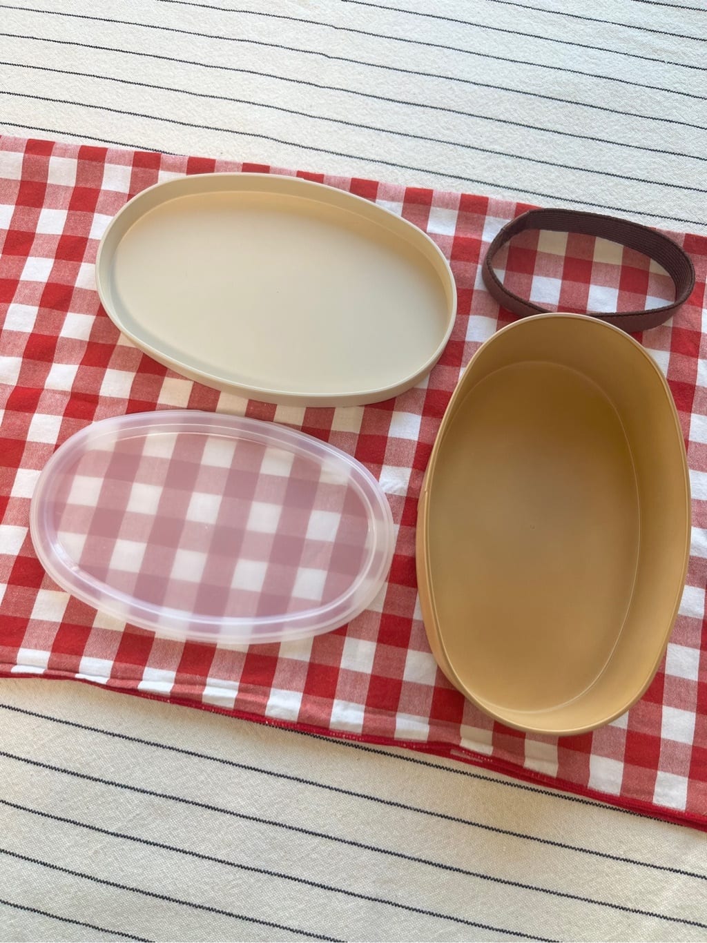 えびさんの「212 KITCHEN STORE｜やさしい彩 抗菌小判弁当 白茶色」を使ったコーディネート