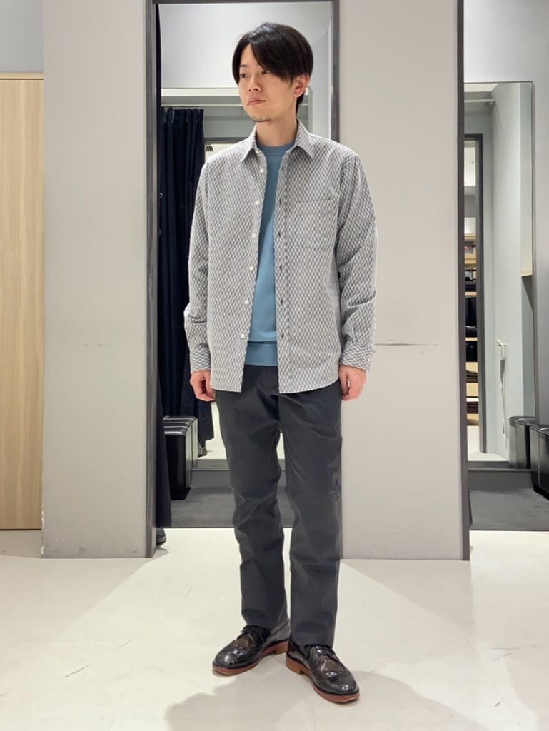 わいずみさんの「TAKEO KIKUCHI｜【全7サイズ&times;8色展開！】トップマルチヘリンボン パンツ」を使ったコーディネート