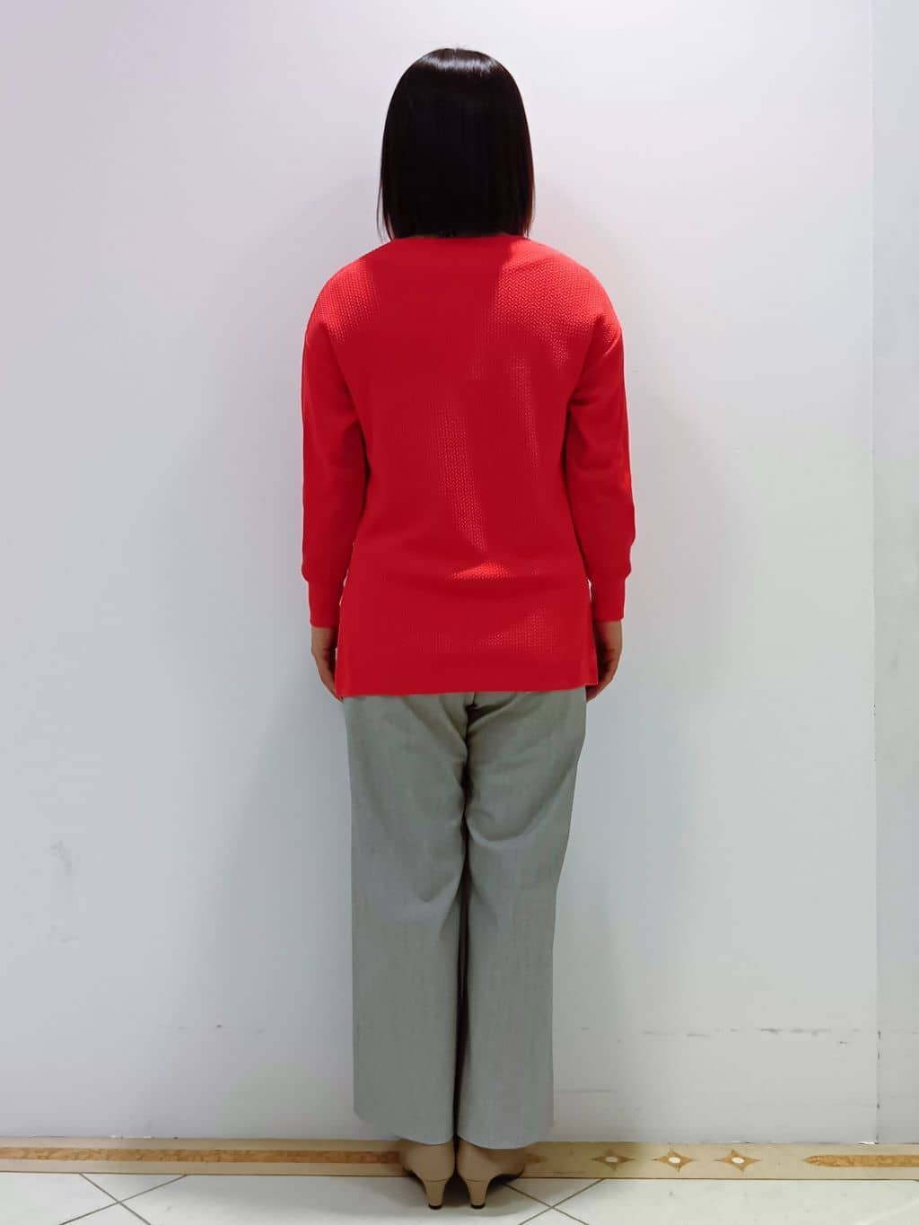 tomoさんの「Reflect｜◆【WEB先行カラーあり／ヒップ周りカバー】オフボディニット」を使ったコーディネート
