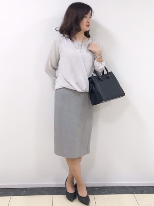 yukinaさんの「COUP DE CHANCE｜【洗える／日本製／通勤】カシュクール風ブラウス」を使ったコーディネート