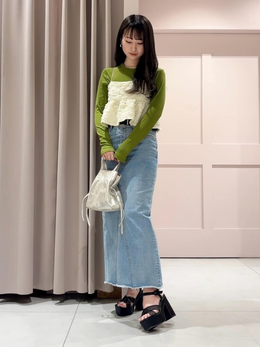 RINAさんの「ESPERANZA｜ラク盛り厚底サンダルⅢ」を使ったコーディネート