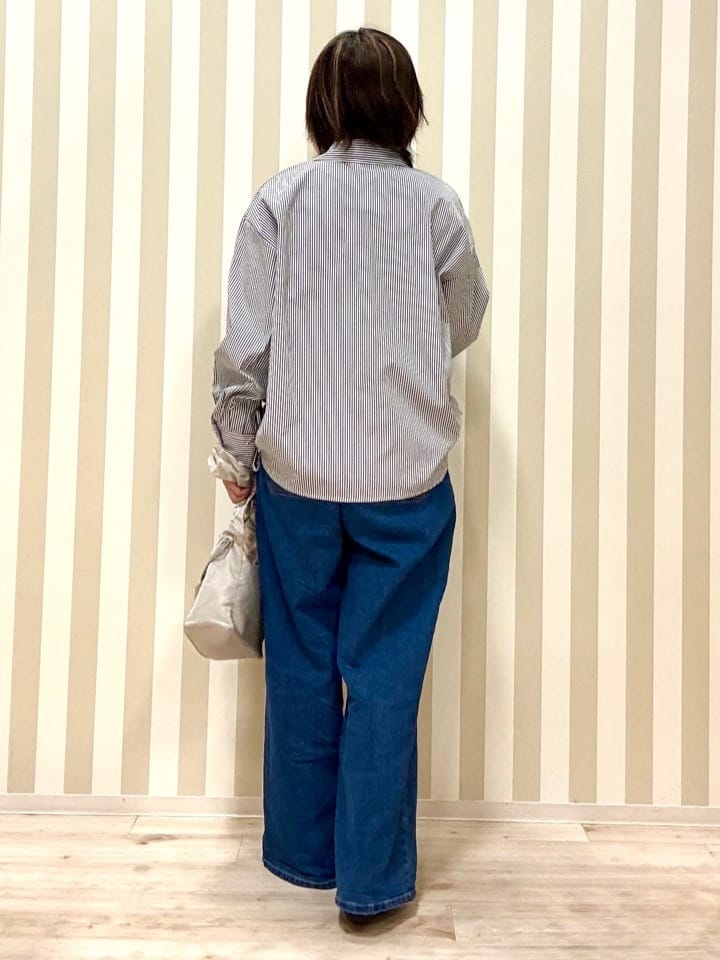 pieceさんの「SHOO･LA･RUE｜◆ストレッチアーモンドトゥパンプス」を使ったコーディネート