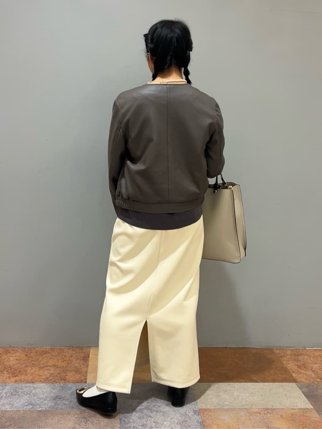 ひらのみさんの「THE SHOP TK｜◆ノーカラーブルゾン」を使ったコーディネート