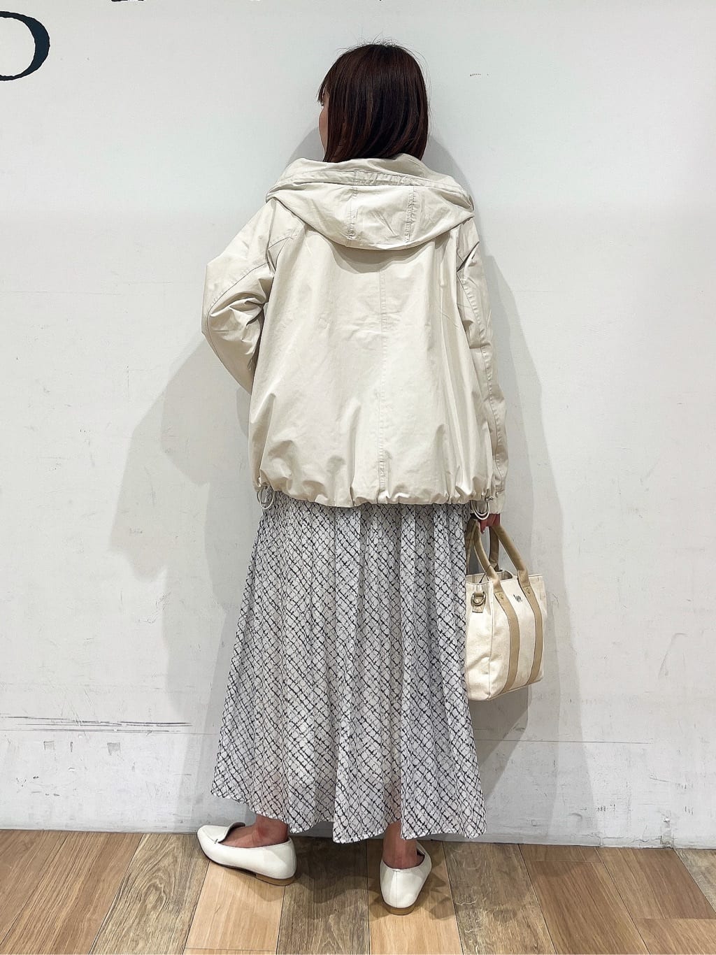 山さんさんの「grove｜メタルパーツローファーパンプス【晴雨兼用】」を使ったコーディネート