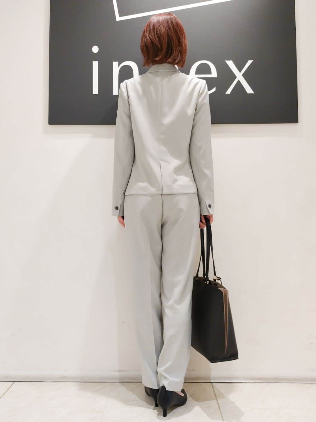 n.さんの「index｜◆バイカラーパイピングブラウス【洗濯機洗い可】」を使ったコーディネート