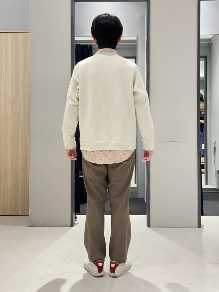 わいずみさんの「TAKEO KIKUCHI｜ハットモチーフ ジャカード ストライプ シャツ」を使ったコーディネート